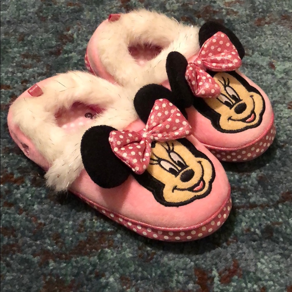 Minnie Mouse slippers
